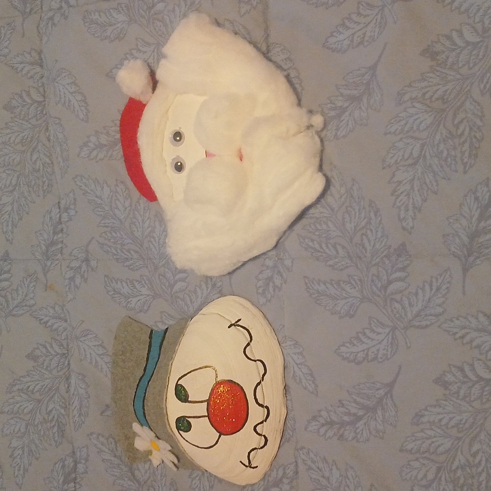 Santa & Frosty Hand Painted Sea Shells Set of 2